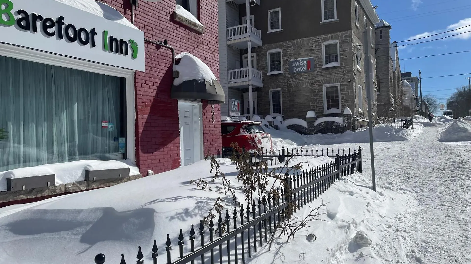 Hostel Barefoot Inn Ottawa Canada